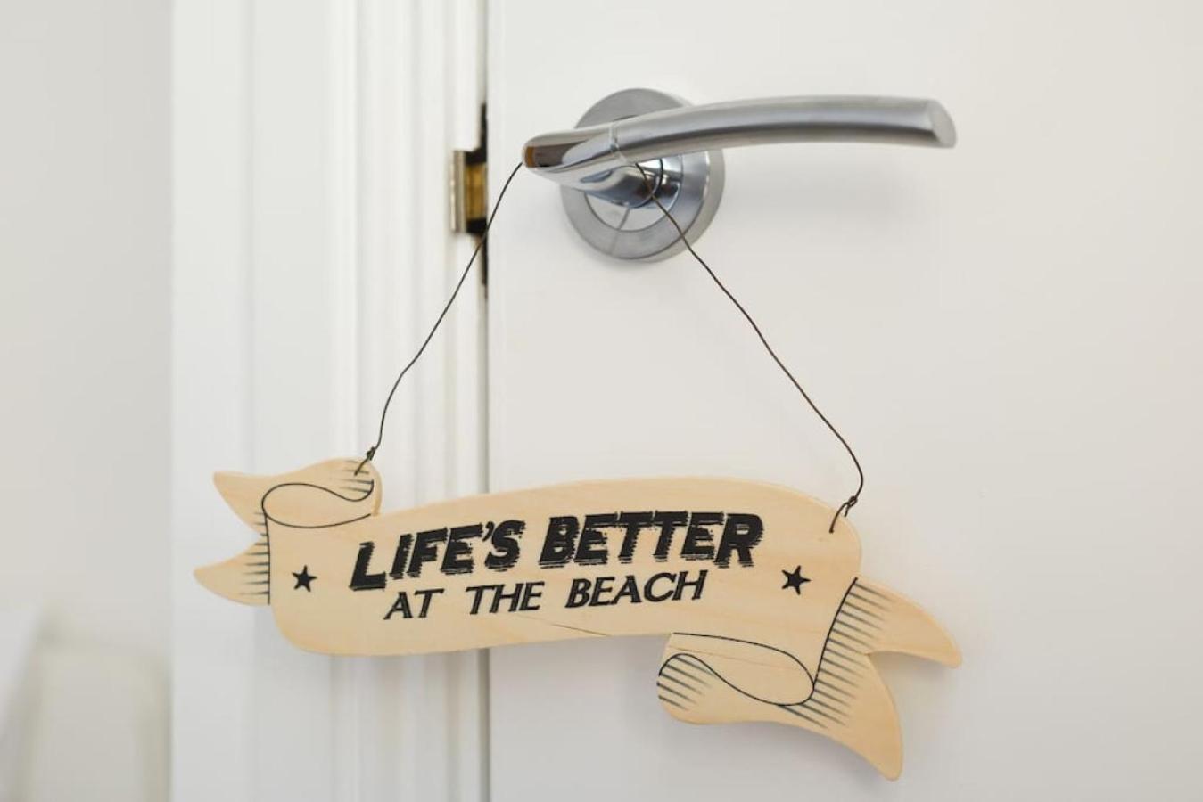 Air Maison - Stunning Beach Front Apartment Portsmouth Extérieur photo